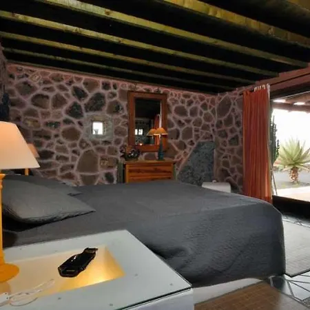 Teguise Sleeps 2 Wifi Teguise